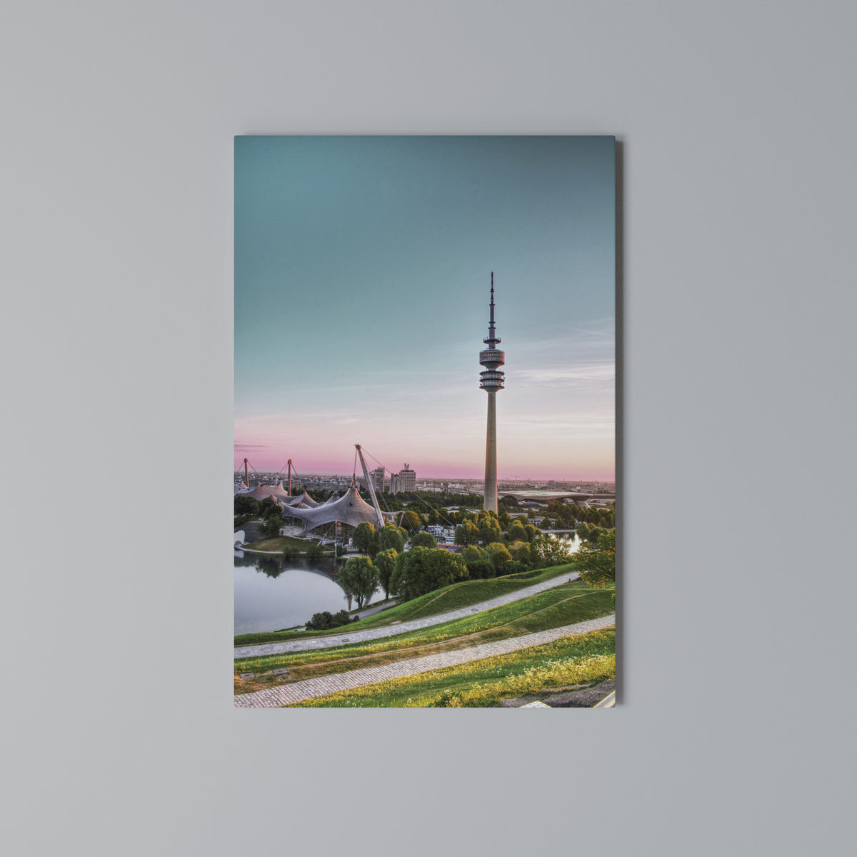 TOWERING DREAMSCAPE Quadro em tela vertical