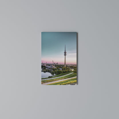 TOWERING DREAMSCAPE Quadro em tela vertical