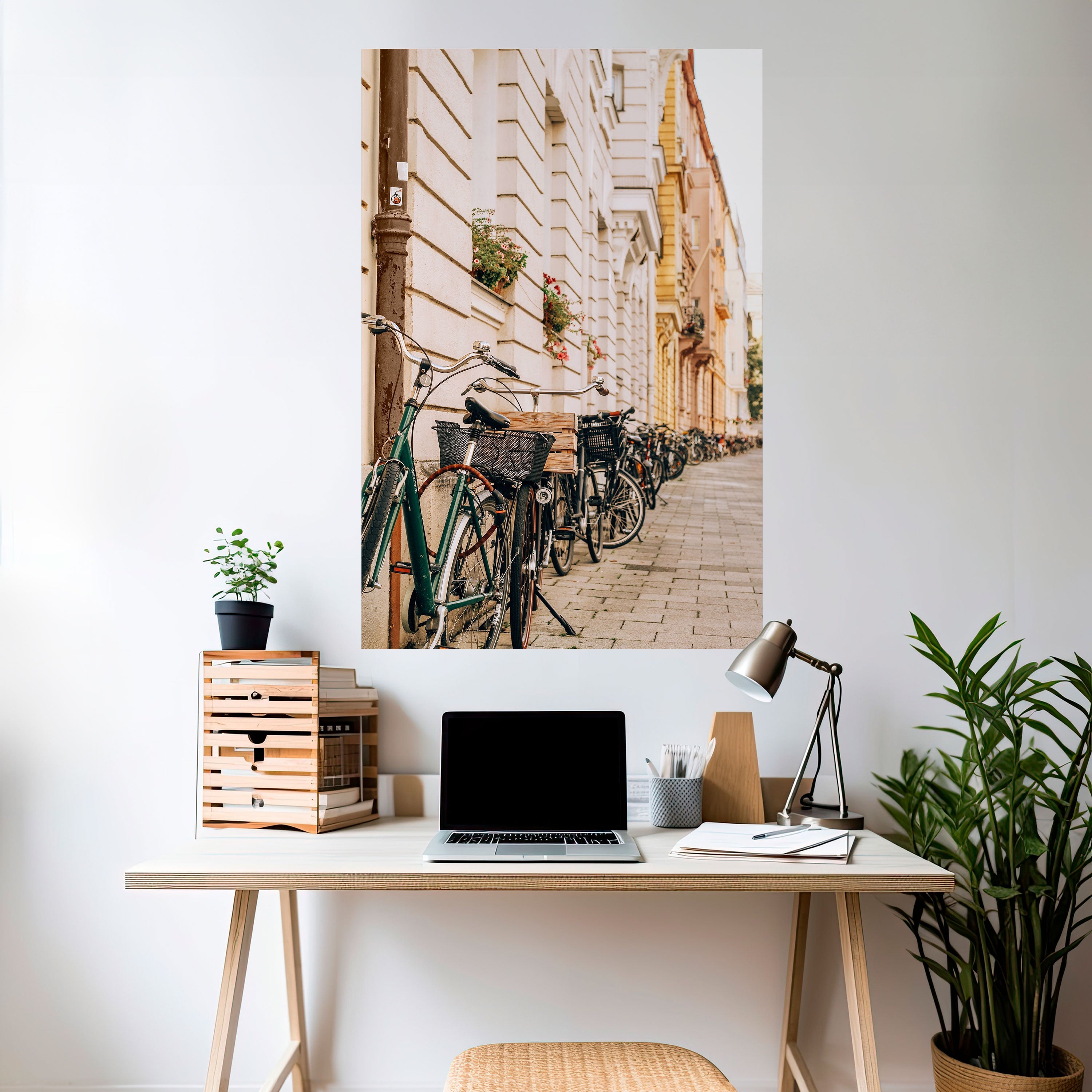 URBAN CYCLE HAVEN Poster Vertical Autocolante