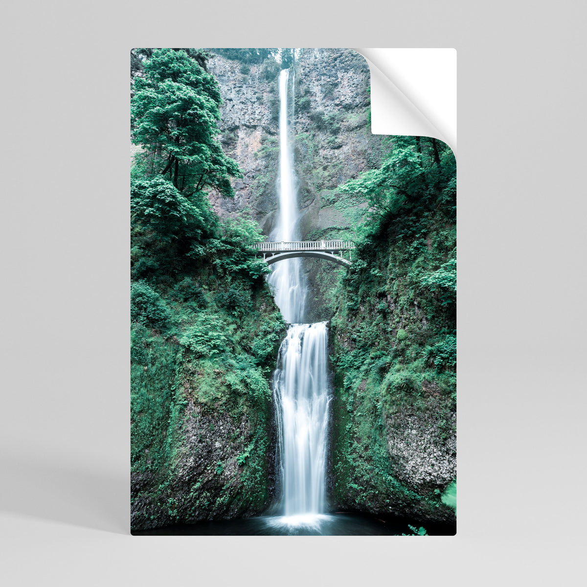 MYSTICAL WATERSCAPE BRIDGE Póster Autocolante Vertical