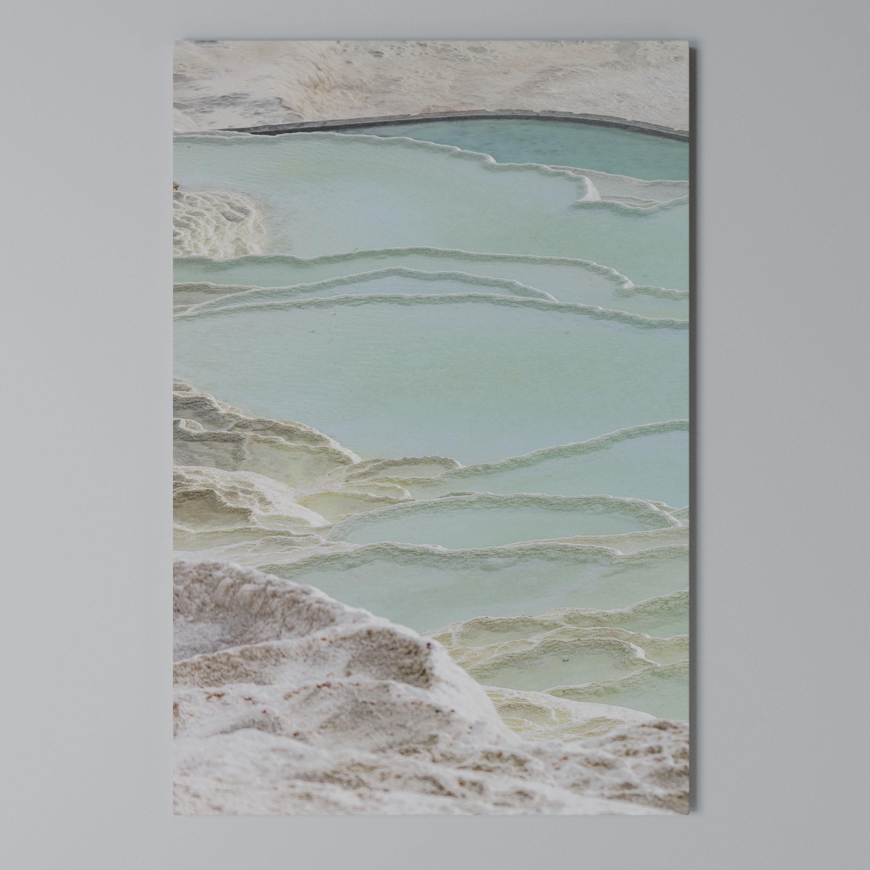 AQUAMARINE WHISPERS Quadro em tela vertical