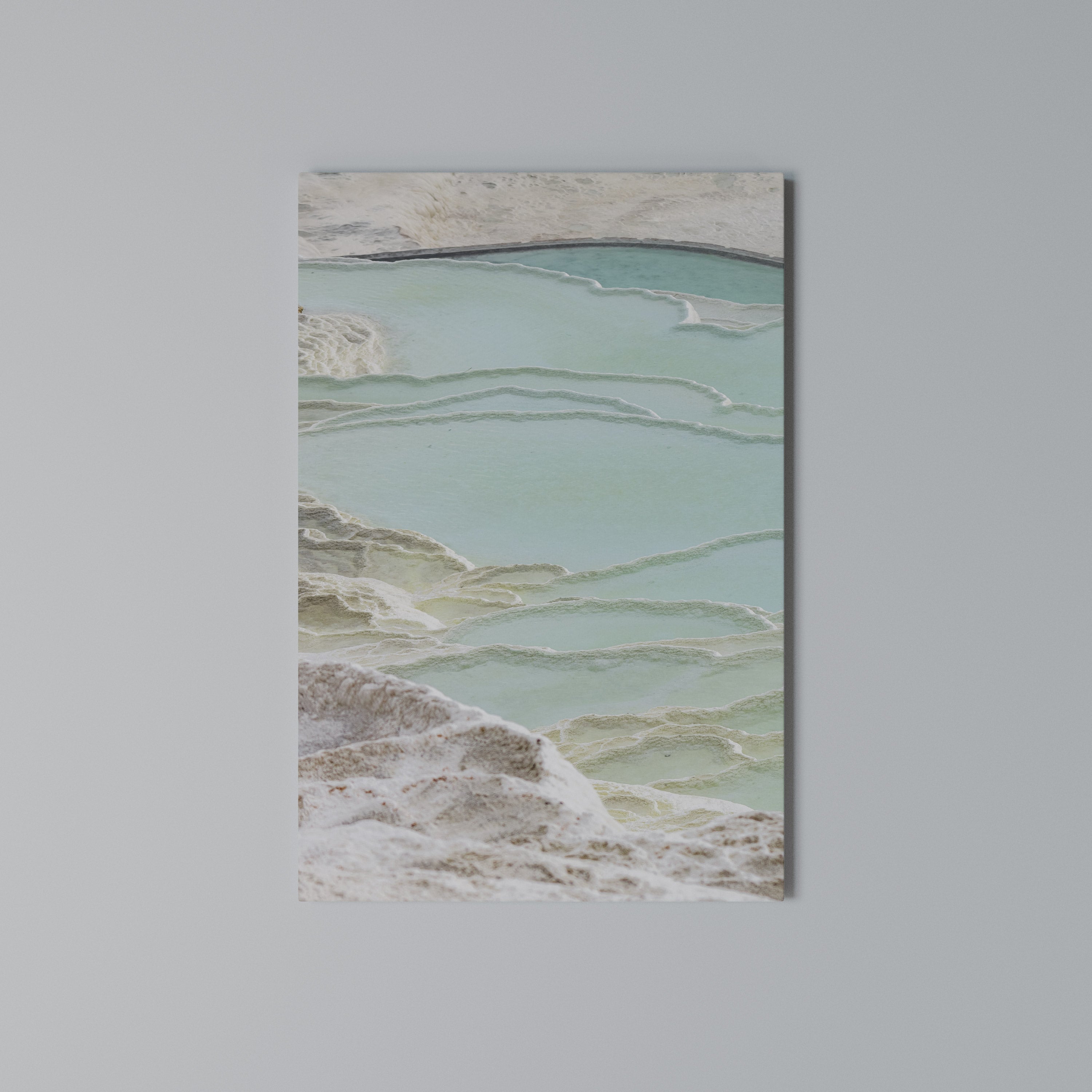 AQUAMARINE WHISPERS Quadro em tela vertical