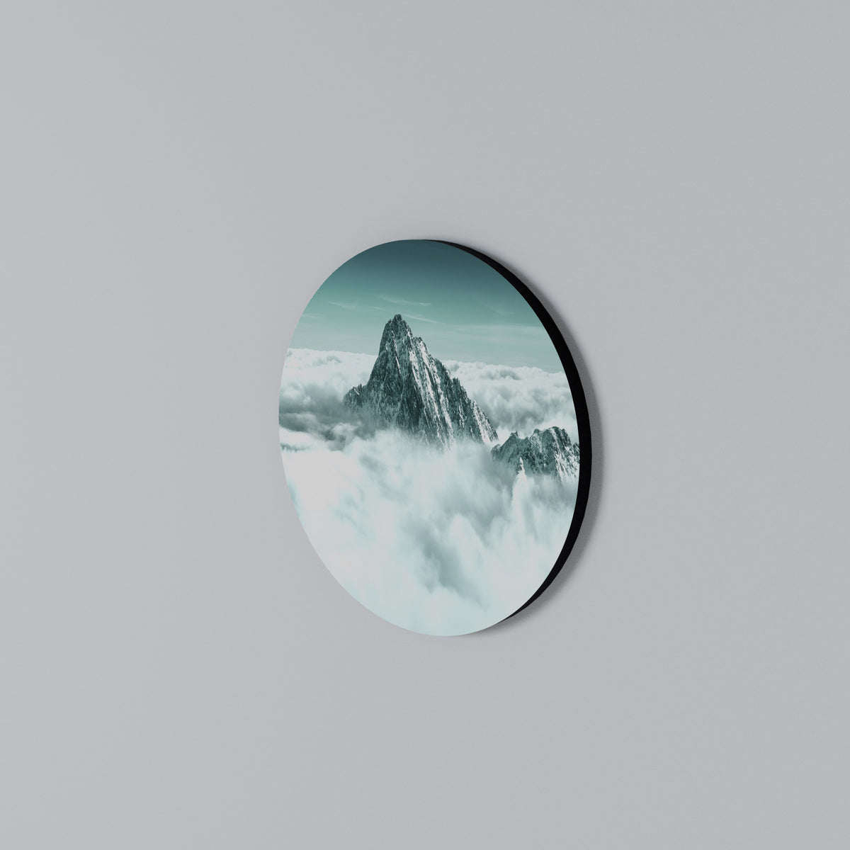 CLOUD-KISSED PEAK Arte de Parede Redonda