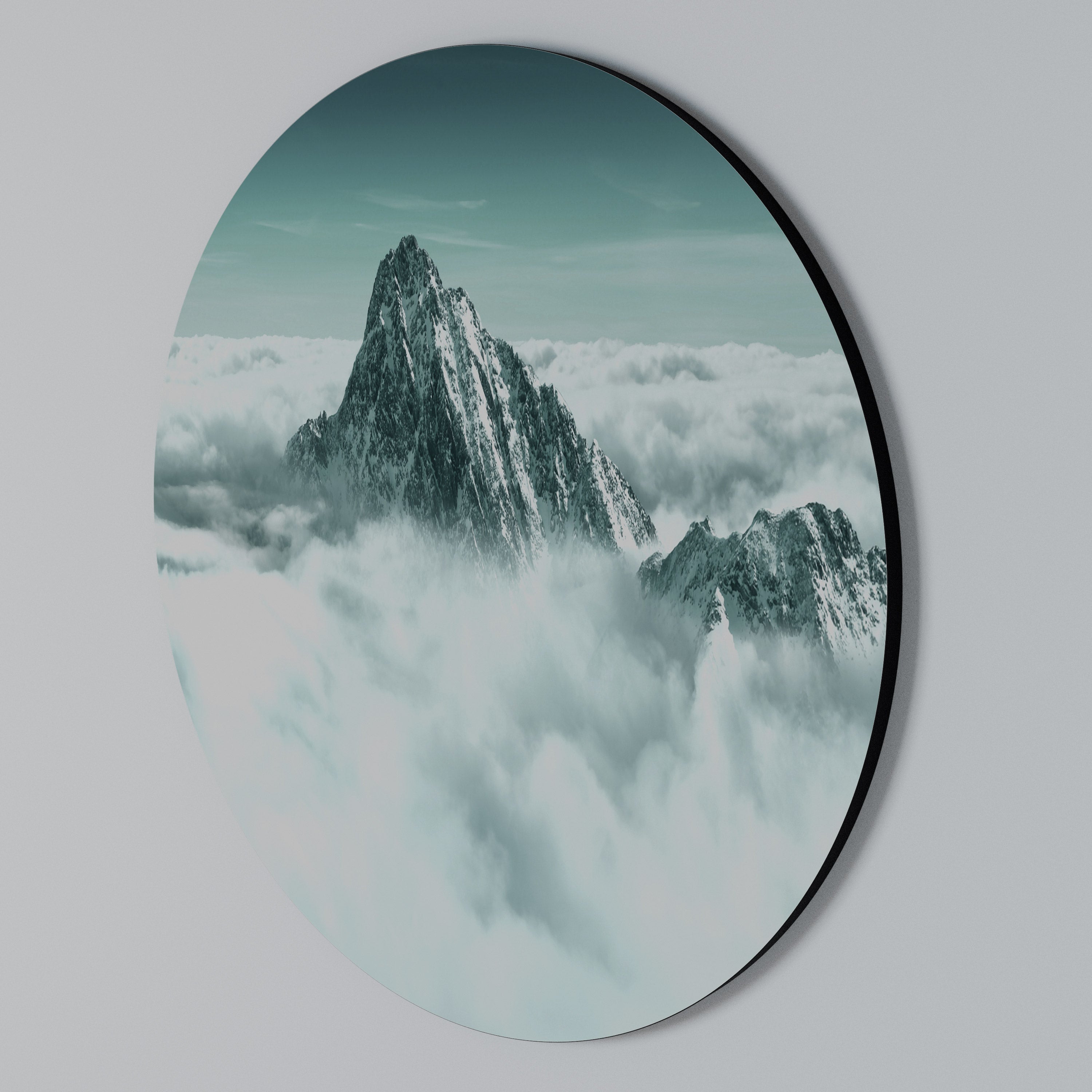 CLOUD-KISSED PEAK Arte de Parede Redonda