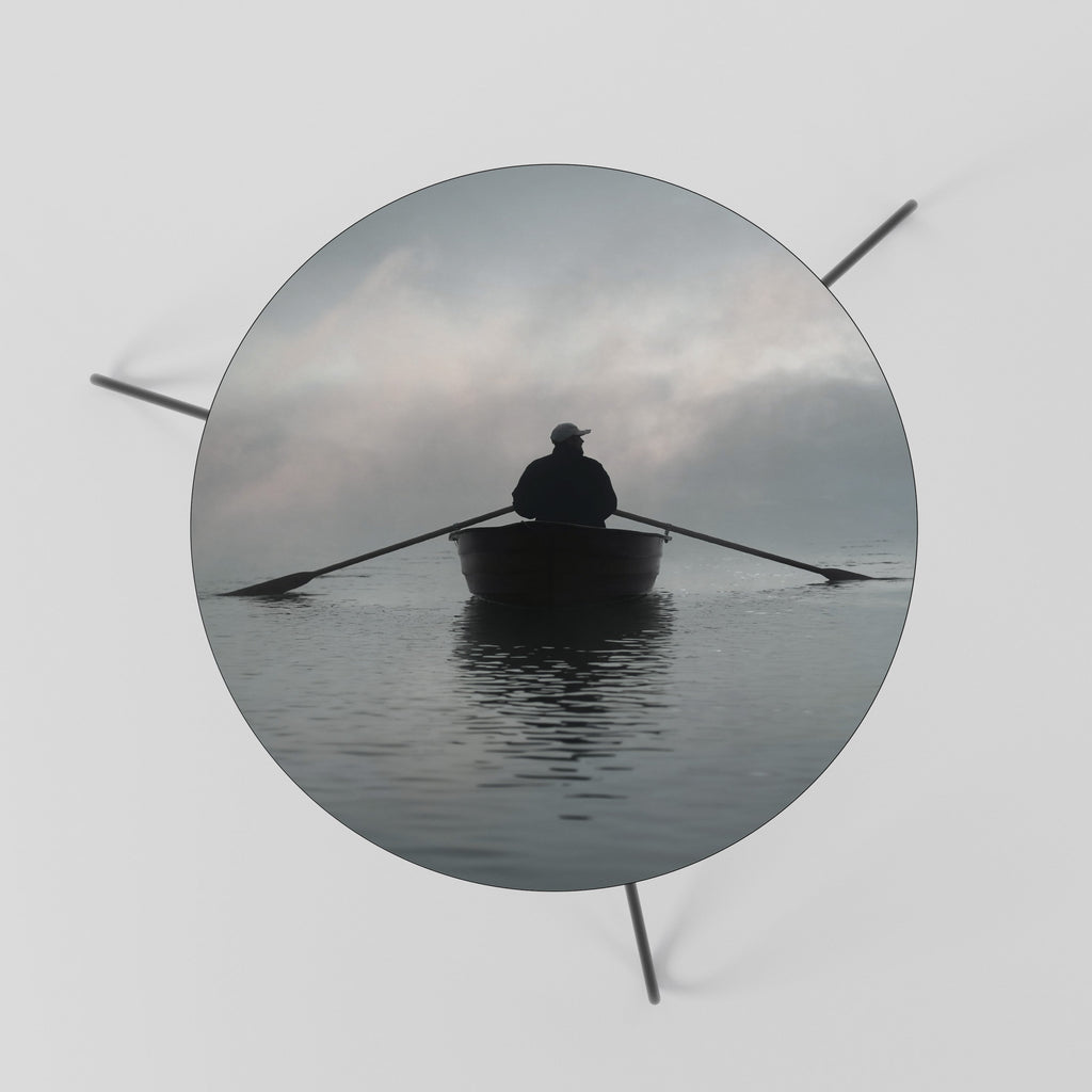 SAIL INTO THE UNKNOWN Mesa de Centro 60