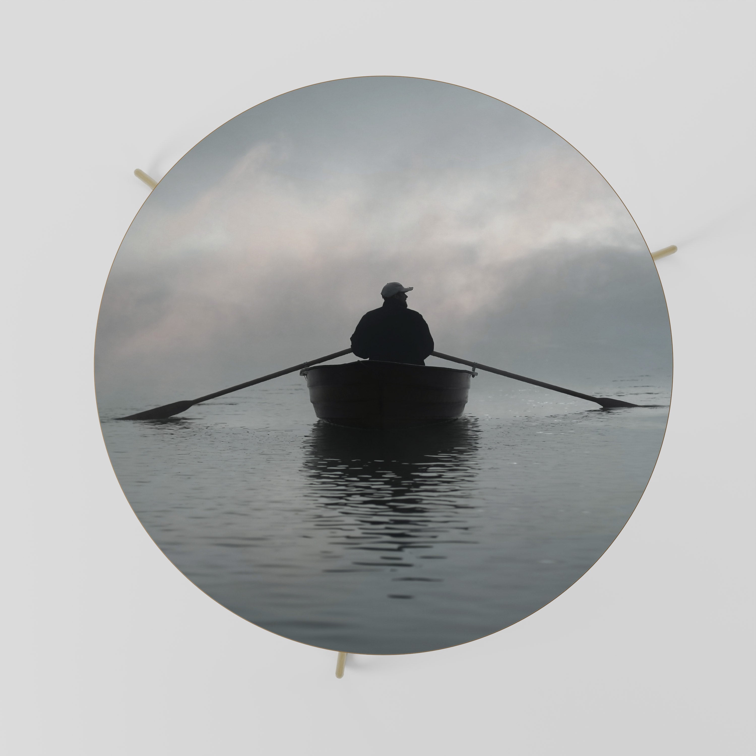 SAIL INTO THE UNKNOWN Mesa de Centro 69