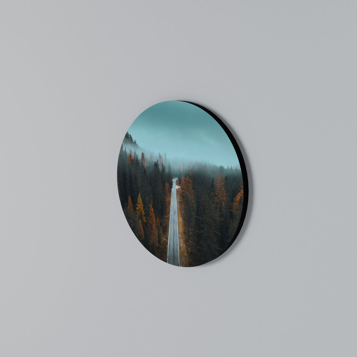 SERENE ROADWAY ESCAPE Arte de Parede Redonda