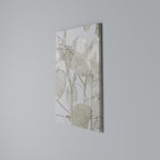 SILKY FOLIAGE WHISPERS Quadro em tela vertical