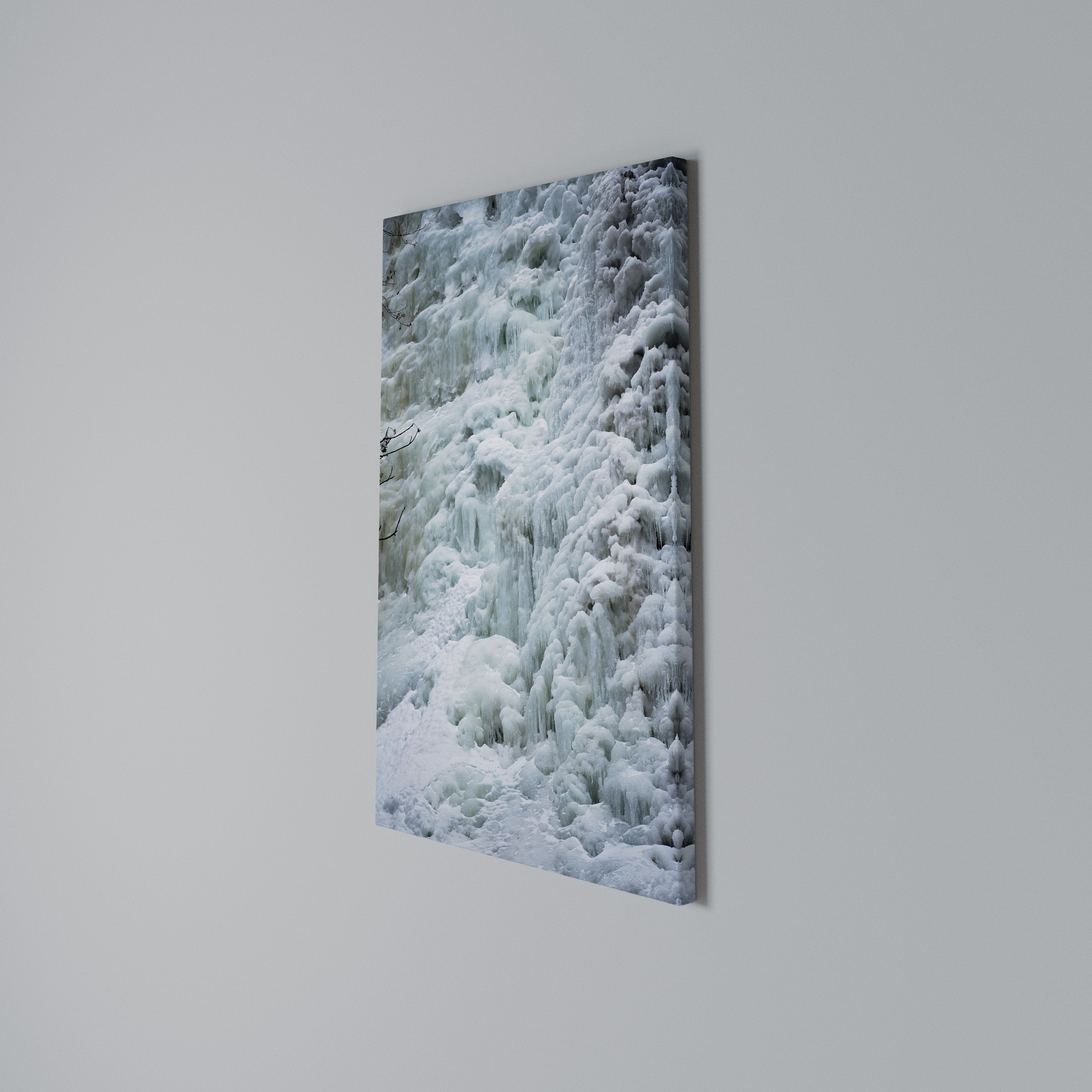 FROSTED WHISPERS Quadro em tela vertical