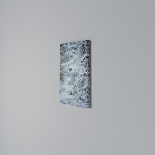 FROSTED WHISPERS Quadro em tela vertical