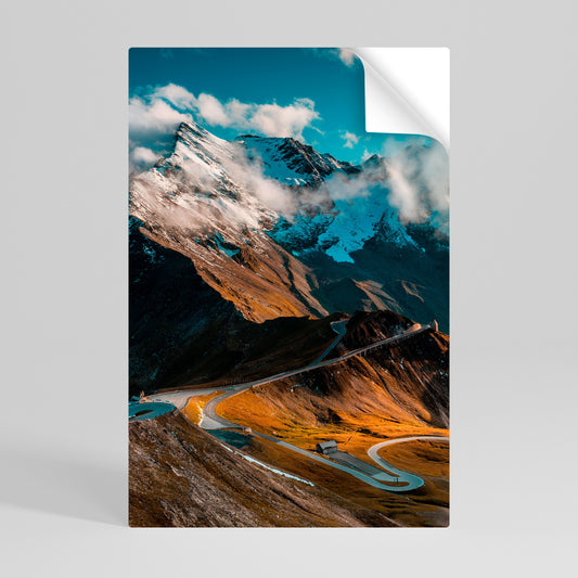 MOUNTAIN SERPENTINE Póster Autocolante Vertical