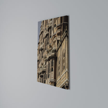 MAJESTIC FACADE FANTASY Quadro em tela vertical
