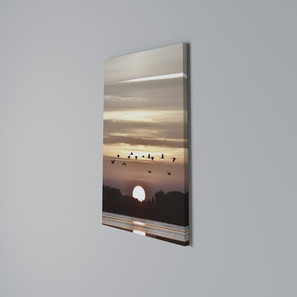 SUNSET FLIGHT SYMPHONY Quadro em tela vertical