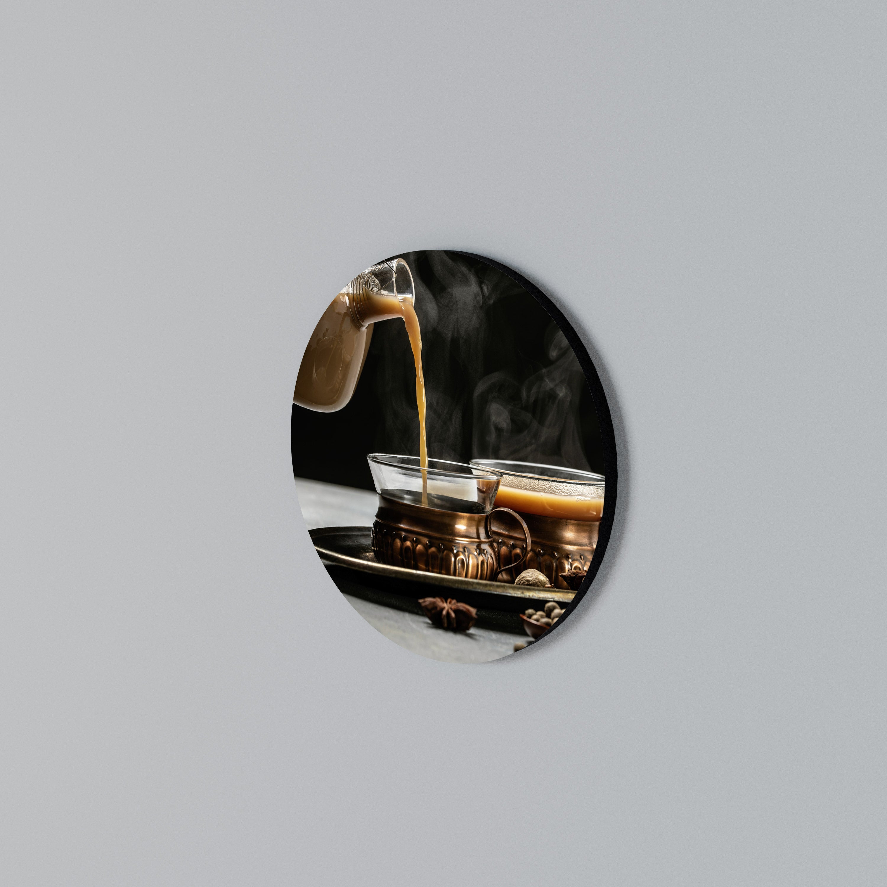 STEAMING SIPS OF SERENITY Arte de Parede Redonda