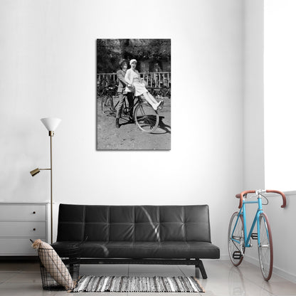 RIDING THROUGH TIME Quadro em tela vertical