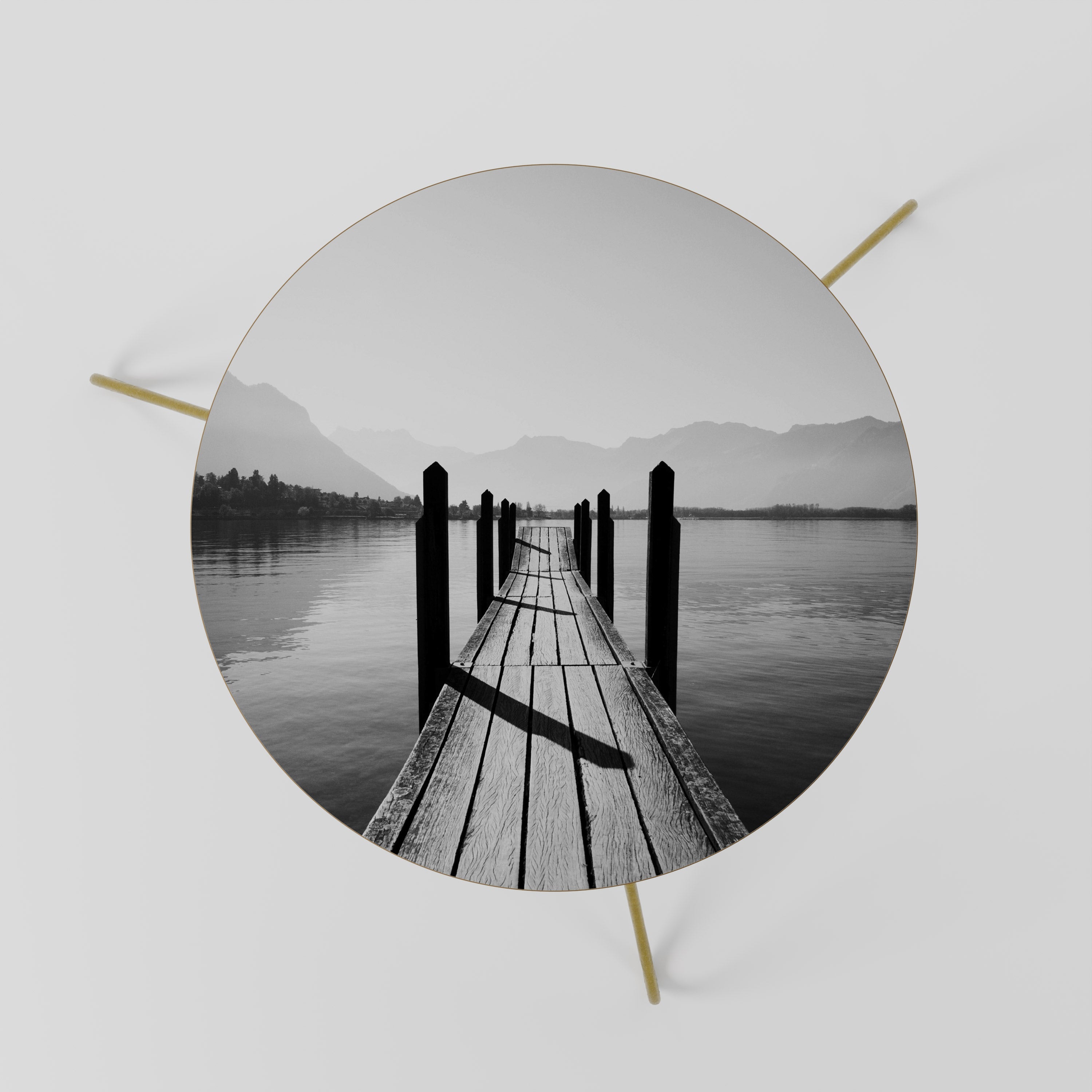 WALK INTO THE DEEP Mesa de Centro 60