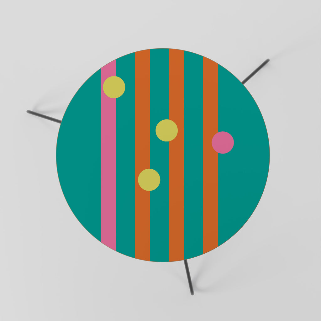 SOMEWHERE IN BETWEEN Mesa de Centro 60