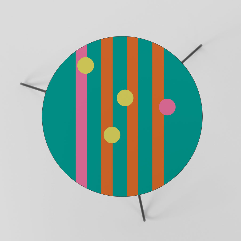 SOMEWHERE IN BETWEEN Mesa de Centro 60