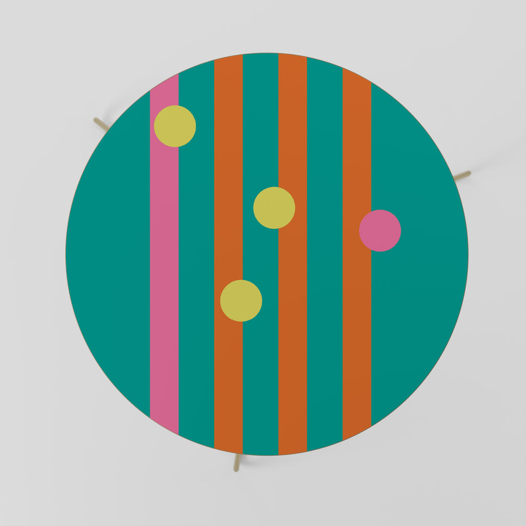 SOMEWHERE IN BETWEEN Mesa de Centro 69