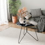 SWEEPING UNDER (BANKSY) Mesa de Centro 69