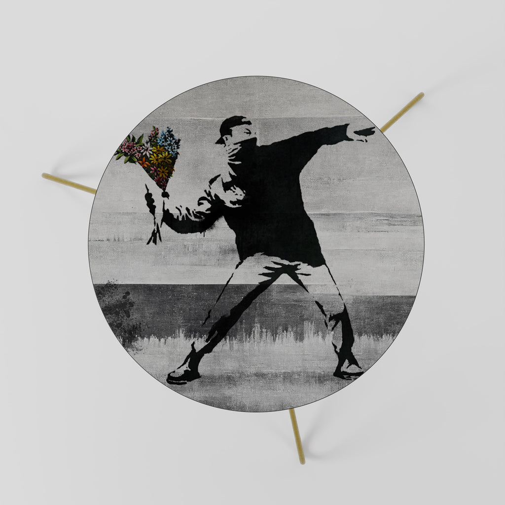 FLOWER BOMBER (BANKSY) Mesa de Centro 60