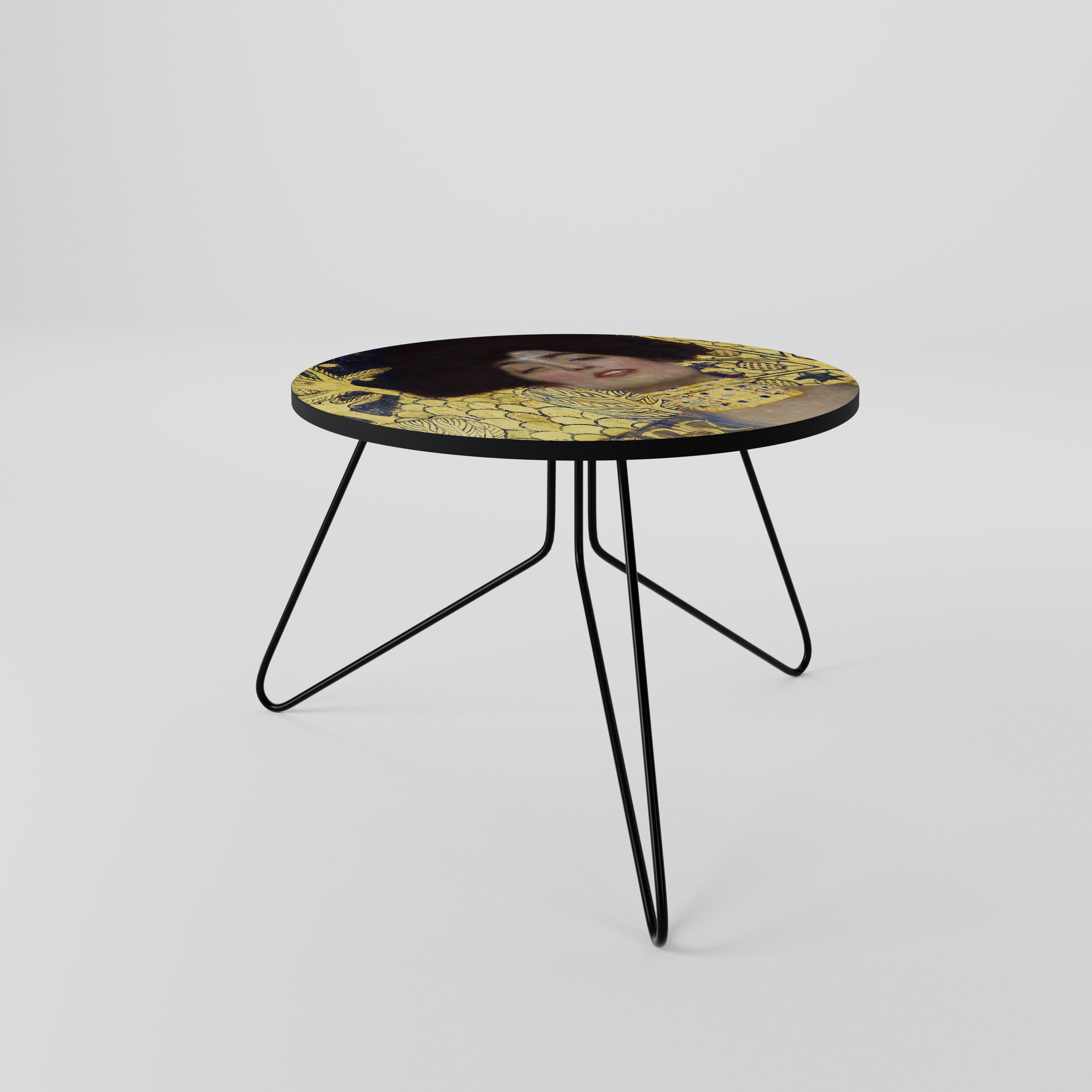 JUDITH WITHOUT HOLOFERNES Mesa de Centro 60