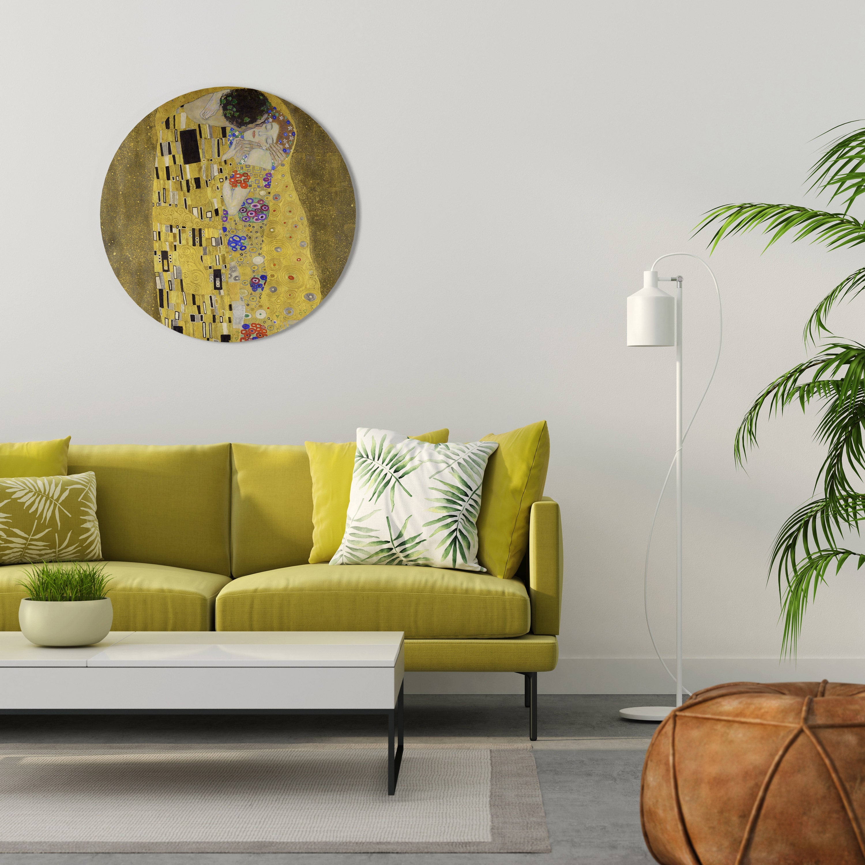 THE KISS Round Wall Art