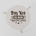 ADVENTURE AWAITS YOU Mesa de Centro 60