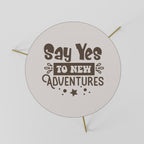 ADVENTURE AWAITS YOU Mesa de Centro 60