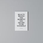 BEAUTY REDEFINED Quadro em tela vertical