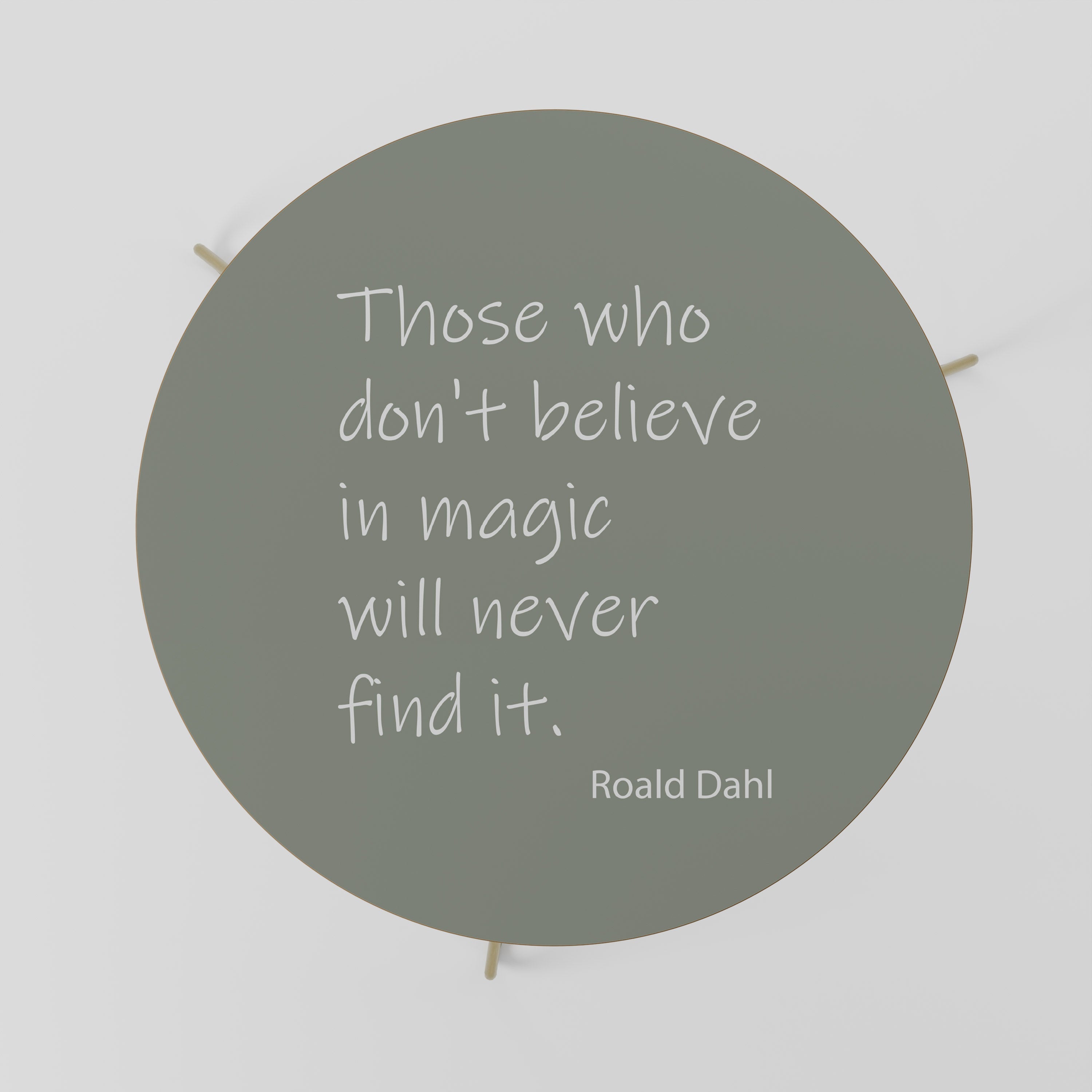 MAGIC OF BELIEF Mesa de Centro 69