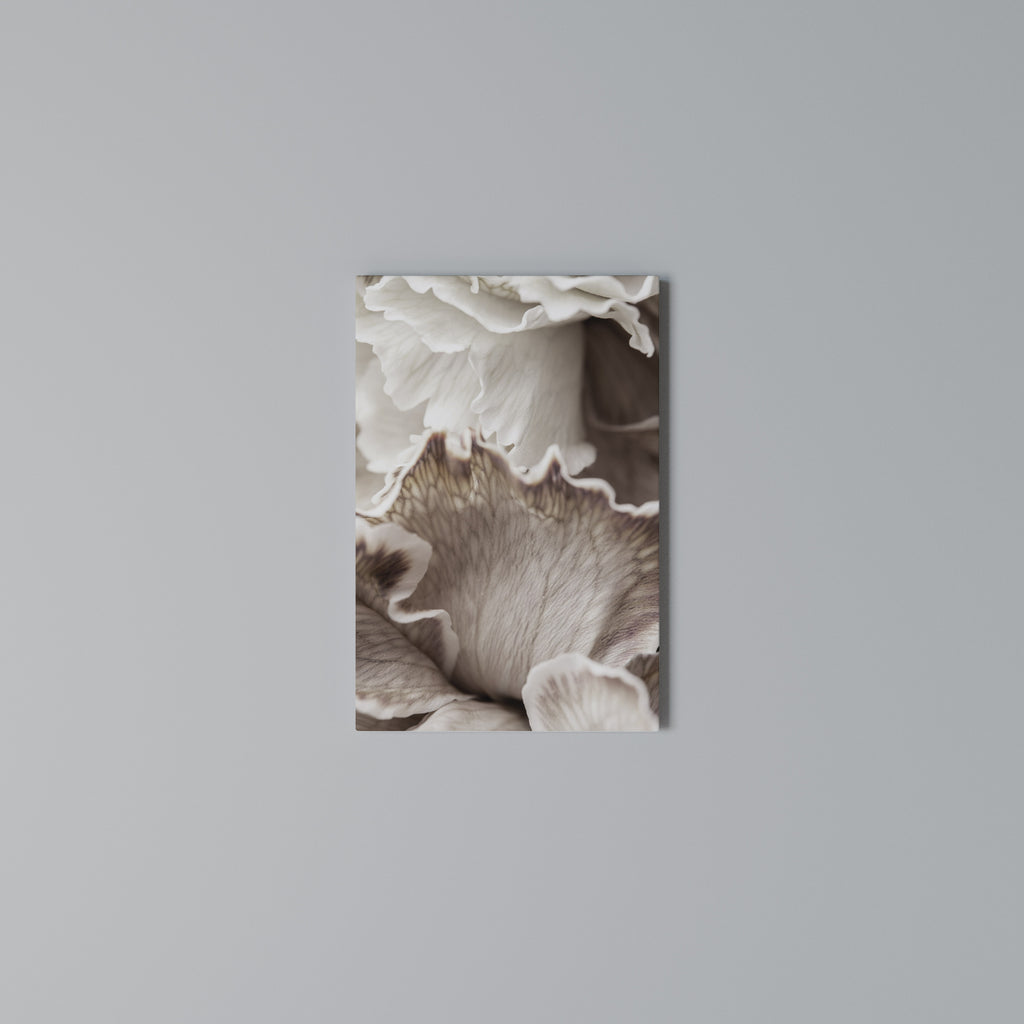 SURREAL BLOOM DANCE Quadro em tela vertical