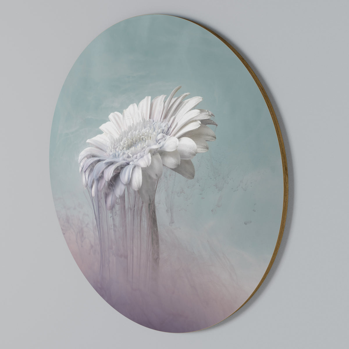 MELTING GERBERA Round Wall Art