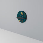 AUTUMN INSECTS Prateleira Oval Decorativa em Acabamento Preto